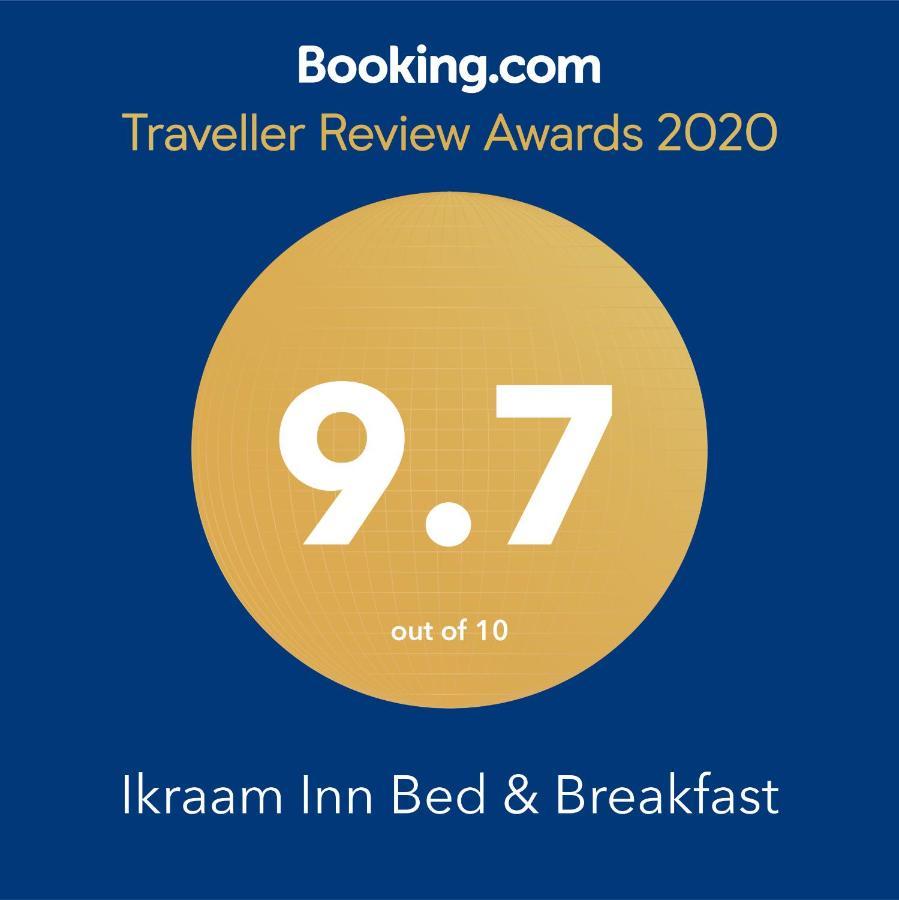 Ikraam Inn Bed & Breakfast Srīnagar Buitenkant foto